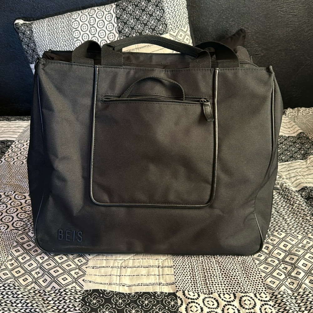 BEIS The East to West Tote in black